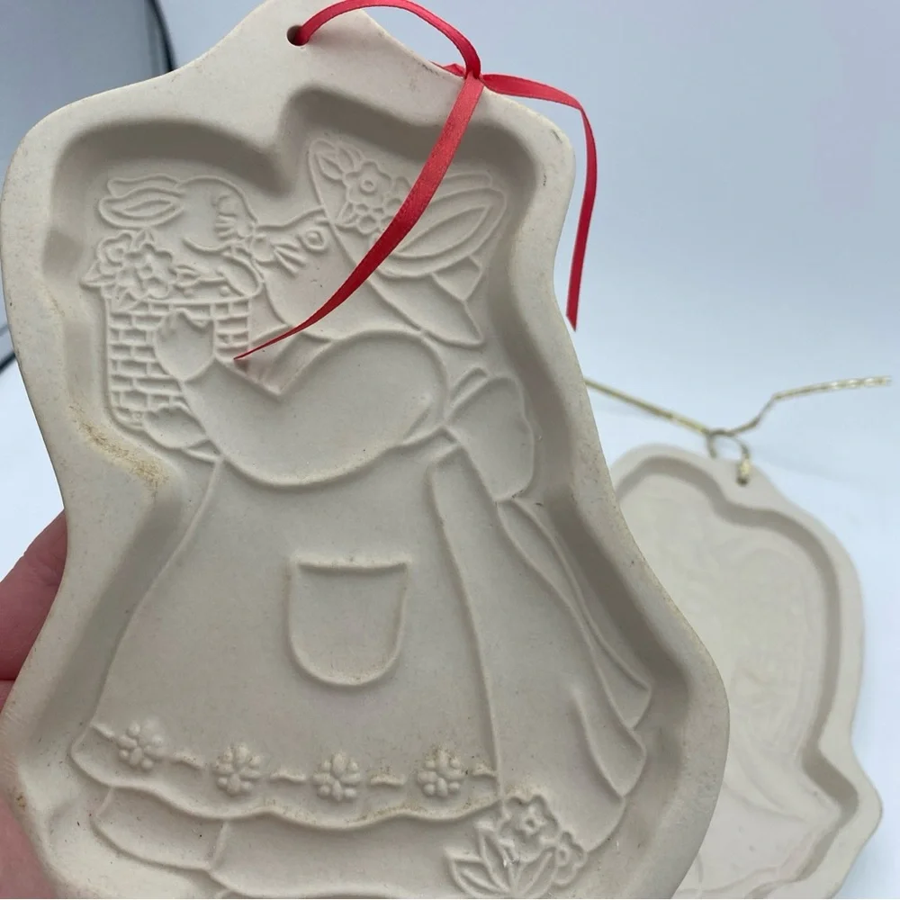 2 VTG Longaberger 1994 Pottery Cookie Molds Angel Hope And East Bunny Series